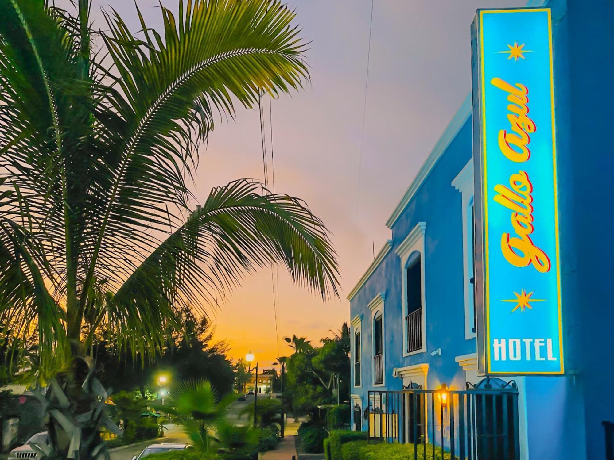 Gallo Azul Hotel, En El Corazon De Todos Santos Exteriör bild