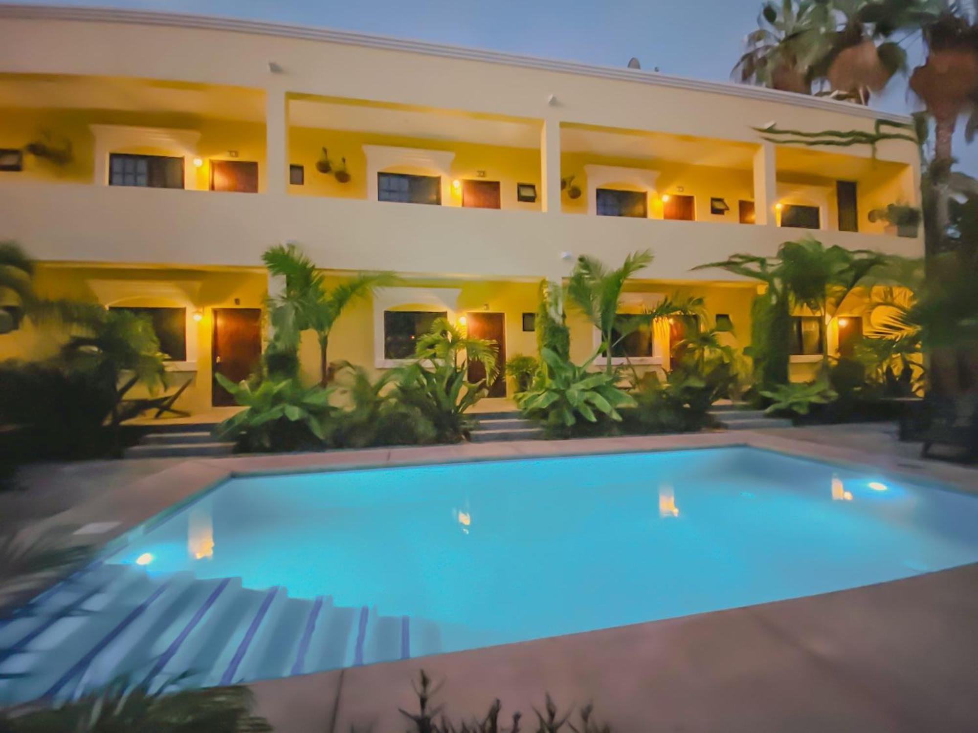 Gallo Azul Hotel, En El Corazon De Todos Santos Exteriör bild